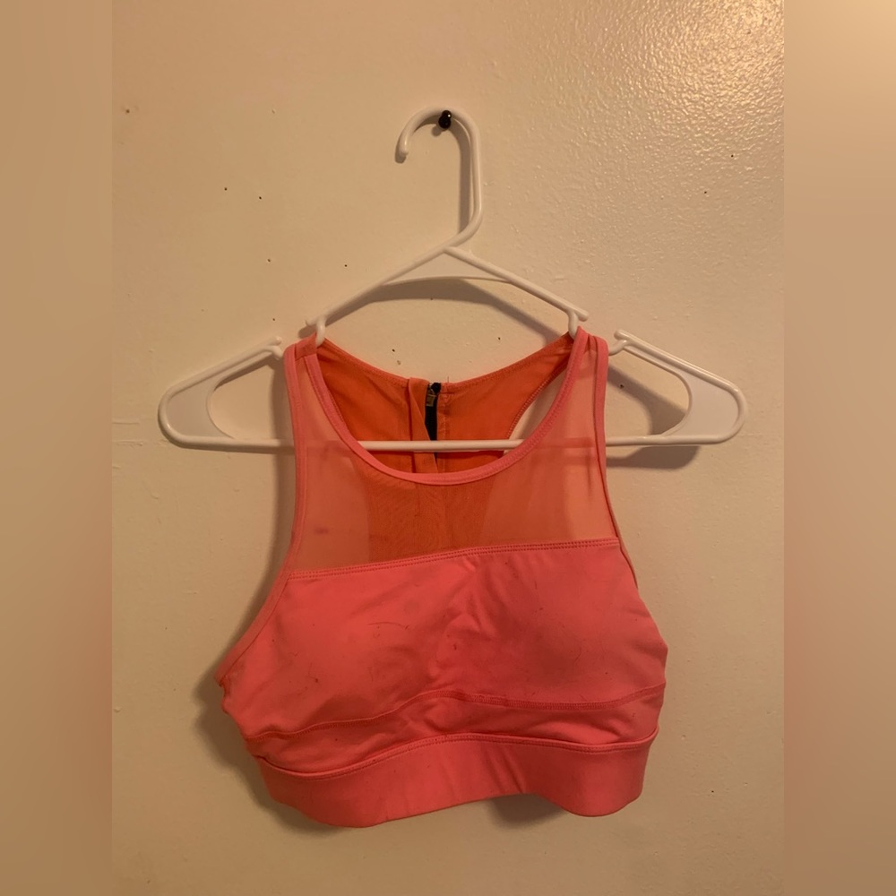 Sports bra